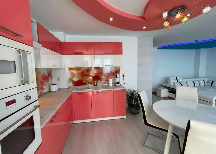 Sunny 2-bedrooms Lejlighed *