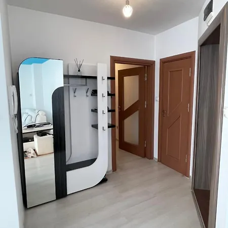 Sunny 2-bedrooms Varna